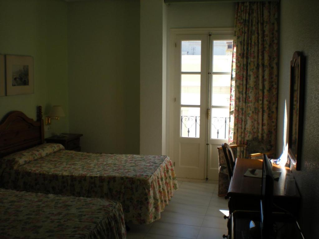 Hotel Terraza Carmona L'Île-Rousse Oda fotoğraf